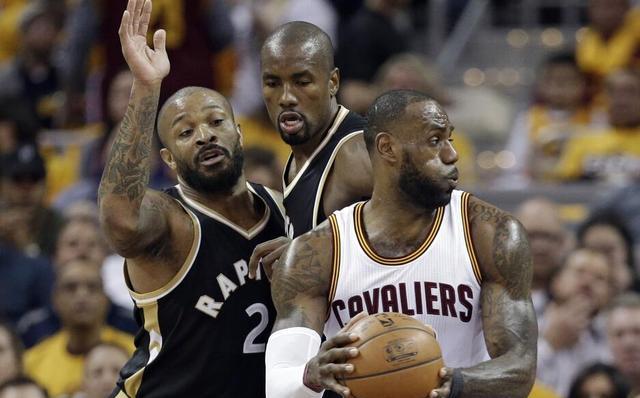  莫布利24+10骑士大胜猛龙  